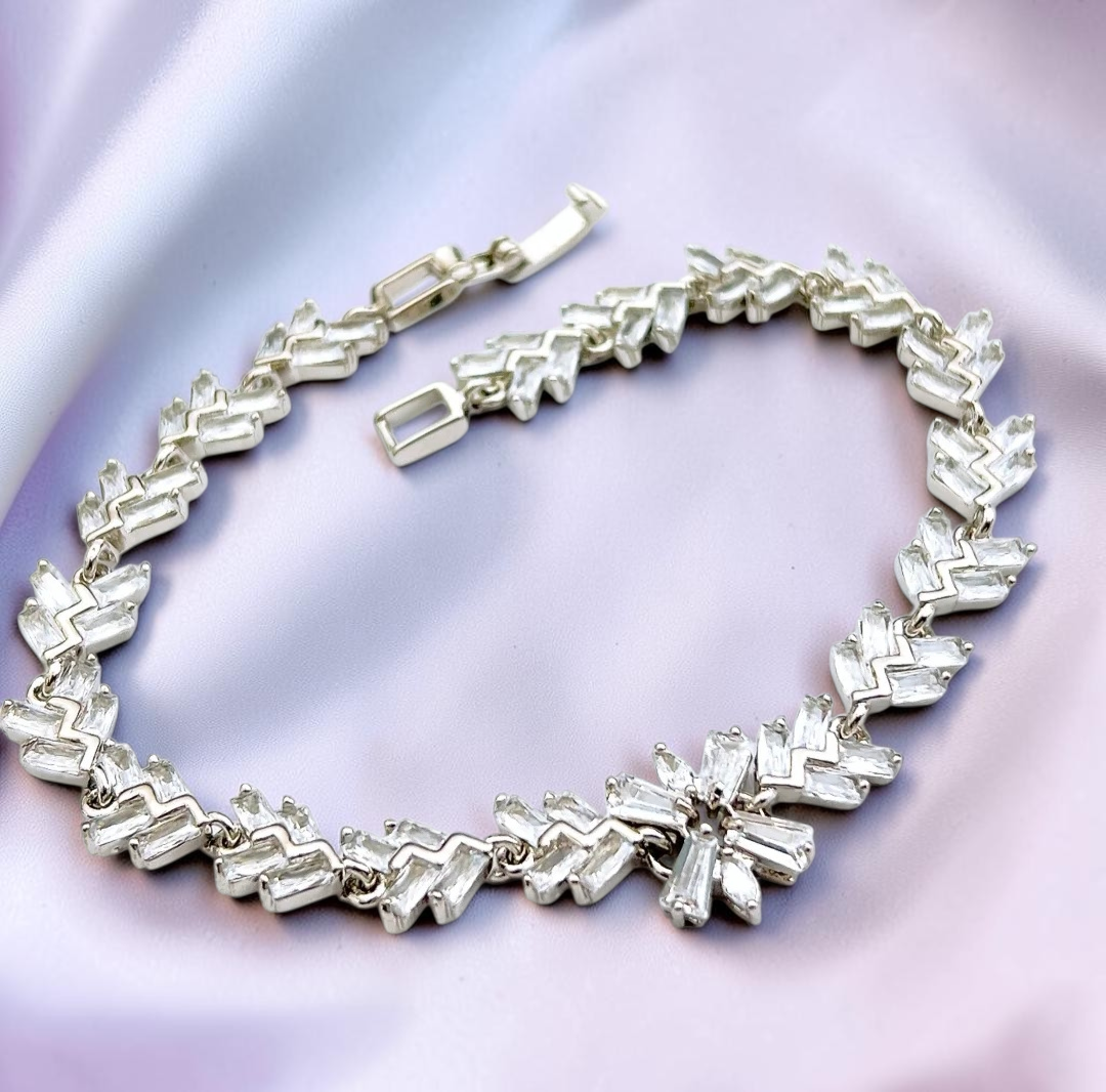 Baguette Flower Bracelet