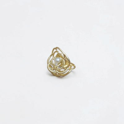 Pearl Nest Claw Clip