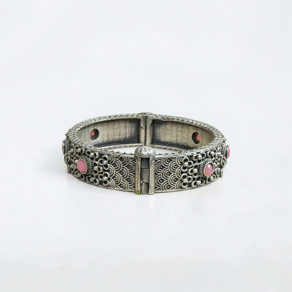 Regent Oxidised Cuff