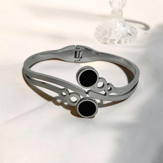 Black Circle Hinged Cuff