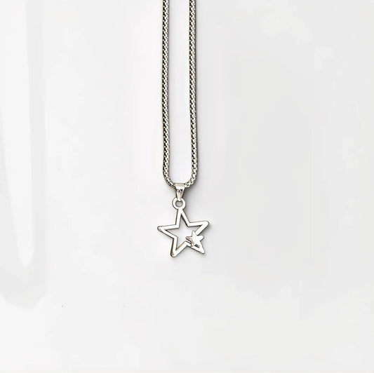 Open Star Pendant Necklace