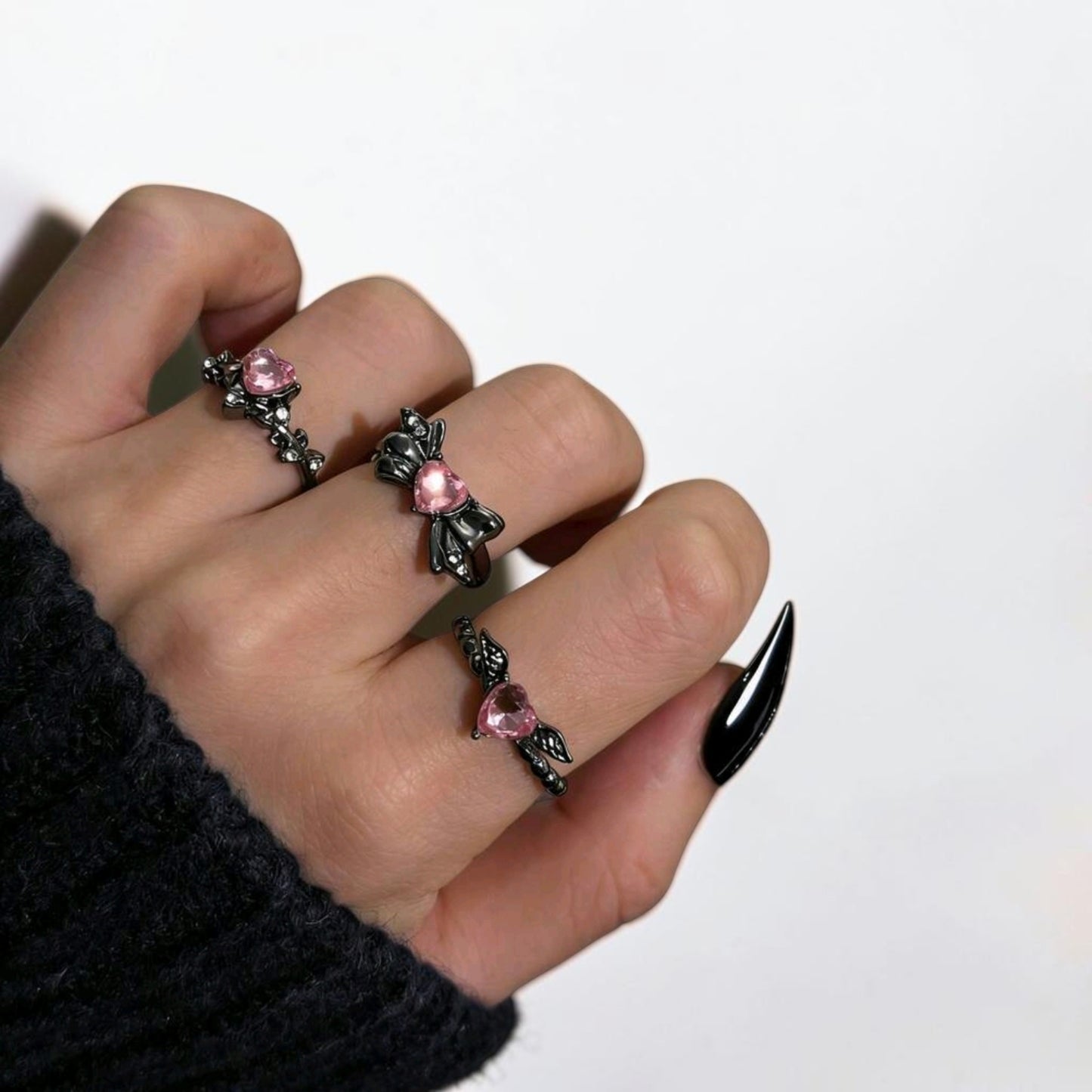 Gothic Heart Ring Set — Pink Crystal Trio