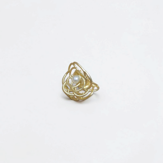 Pearl Nest Claw Clip