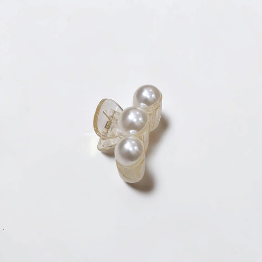 Triple Pearl Claw Clip