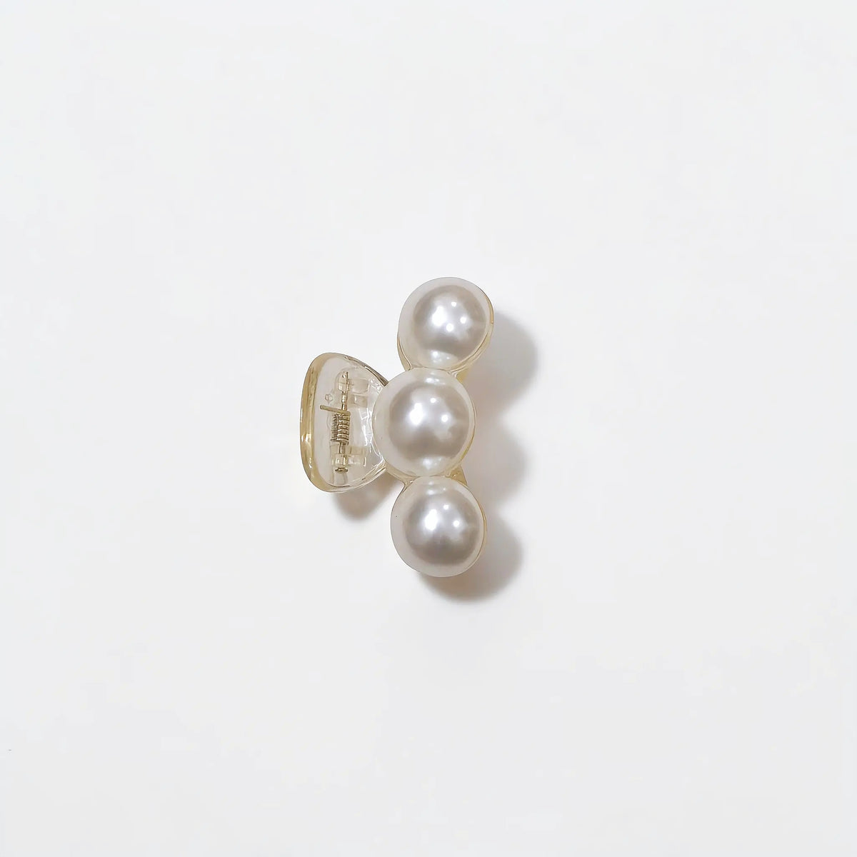 Triple Pearl Claw Clip