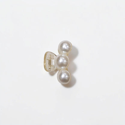 Triple Pearl Claw Clip